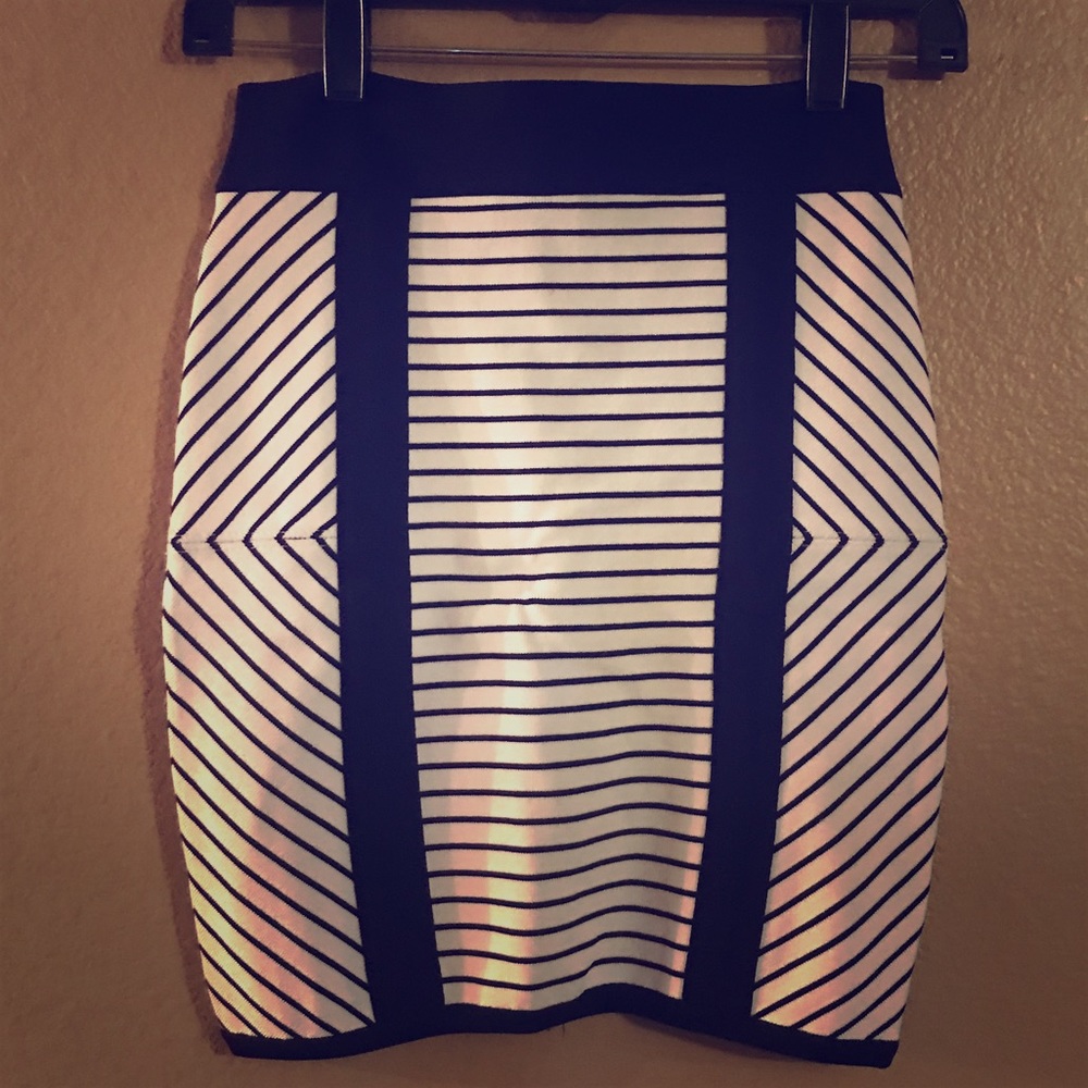 BEBE black and white bandage skirt